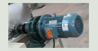 Mesin 2.2kw Horizontal Ball Mill Dengan Penutup Untuk Elektronik Magnetik
